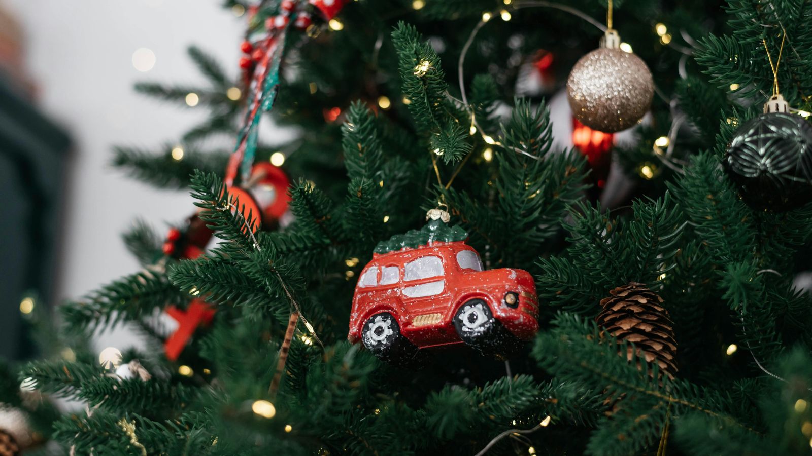 The Festive Period and Neurodivergent Burnout: What Actually Helps